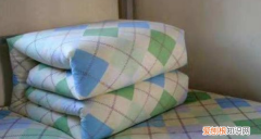 为何起床后忌立即叠被子，为什么刚起床的时候不能马上叠被子