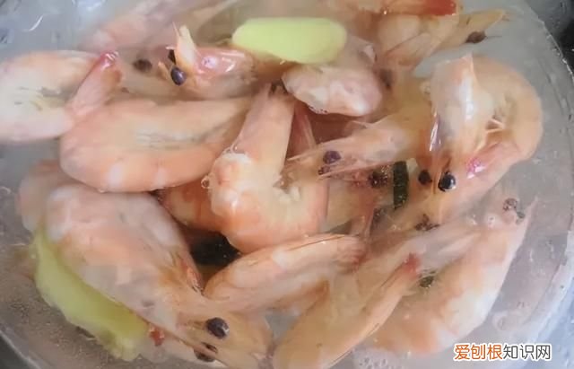 水煮虾用冷水还是开水小技巧,水煮虾需要过一下冷水吗