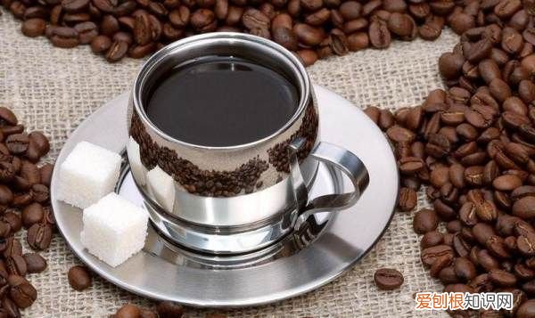 星巴克馥芮白是无糖的，星巴克的饮品有哪些不喝咖啡的果子有哪些