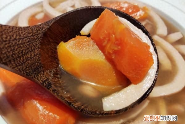 木瓜椰子鸡脚花生汤功效,木瓜猪脚花生姜醋广东正宗做法