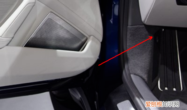 油标尺怎么看，发动机机油尺怎么看标准