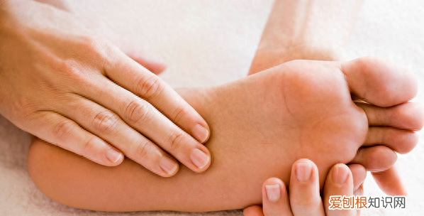 哪些人群不适应艾草泡脚正确方法