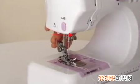 缝纫机怎么锁边,缝纫机改锁边机怎么改