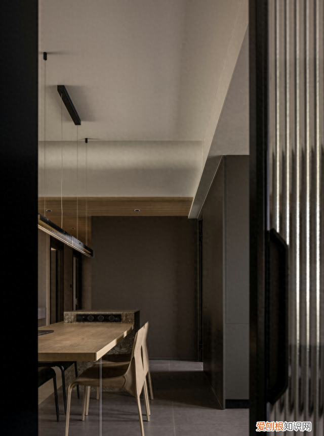 无彩色黑白灰是什么色系