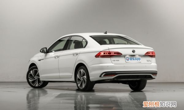 速腾和宝来哪个好,宝来和速腾哪个更实用