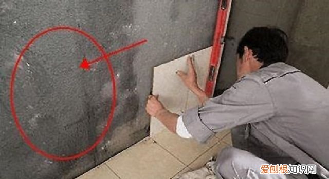 瓷砖会掉用什么方法最可靠 瓷砖泡水不充分脱落如何补救