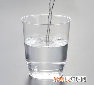 用塑料杯喝水有危害,经常用塑料杯喝水会对身体有害吗