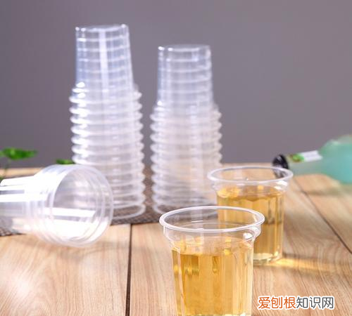 用塑料杯喝水有危害,经常用塑料杯喝水会对身体有害吗