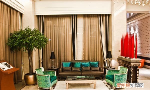 新装修房子怎么除甲醇，新装修的房子多久入住比较好呢