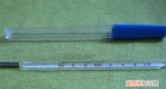 体温计几分钟,温度计要量几分钟腋下