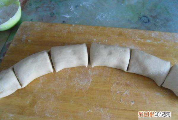 土豆做饼子的方法,如何用烤箱制作烤饼