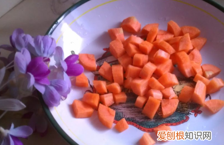 芹菜胡萝卜的做法，芹菜可以和胡萝卜一起吃