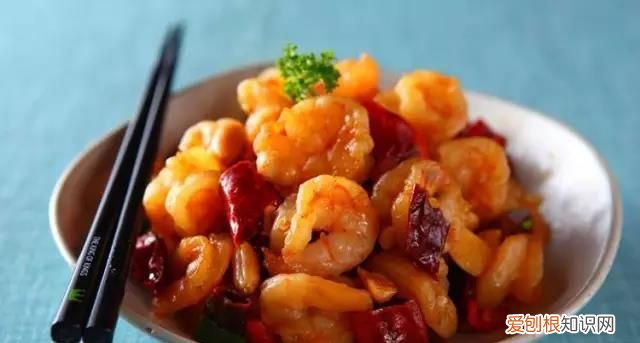 干虾仁太硬怎么做好吃，冻熟虾解冻后肉很硬怎么做好吃