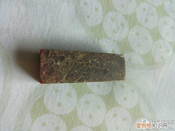 罗技r400和r800的区别在哪里？