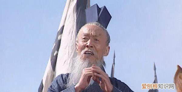 为什么关羽月下斩貂蝉,关羽为何要月下斩貂蝉