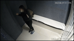 女子被抓竟在派出所跳本草纲目！民警：这么爱美更应该遵纪守法！