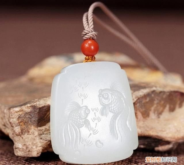 和田玉籽料怎么识别