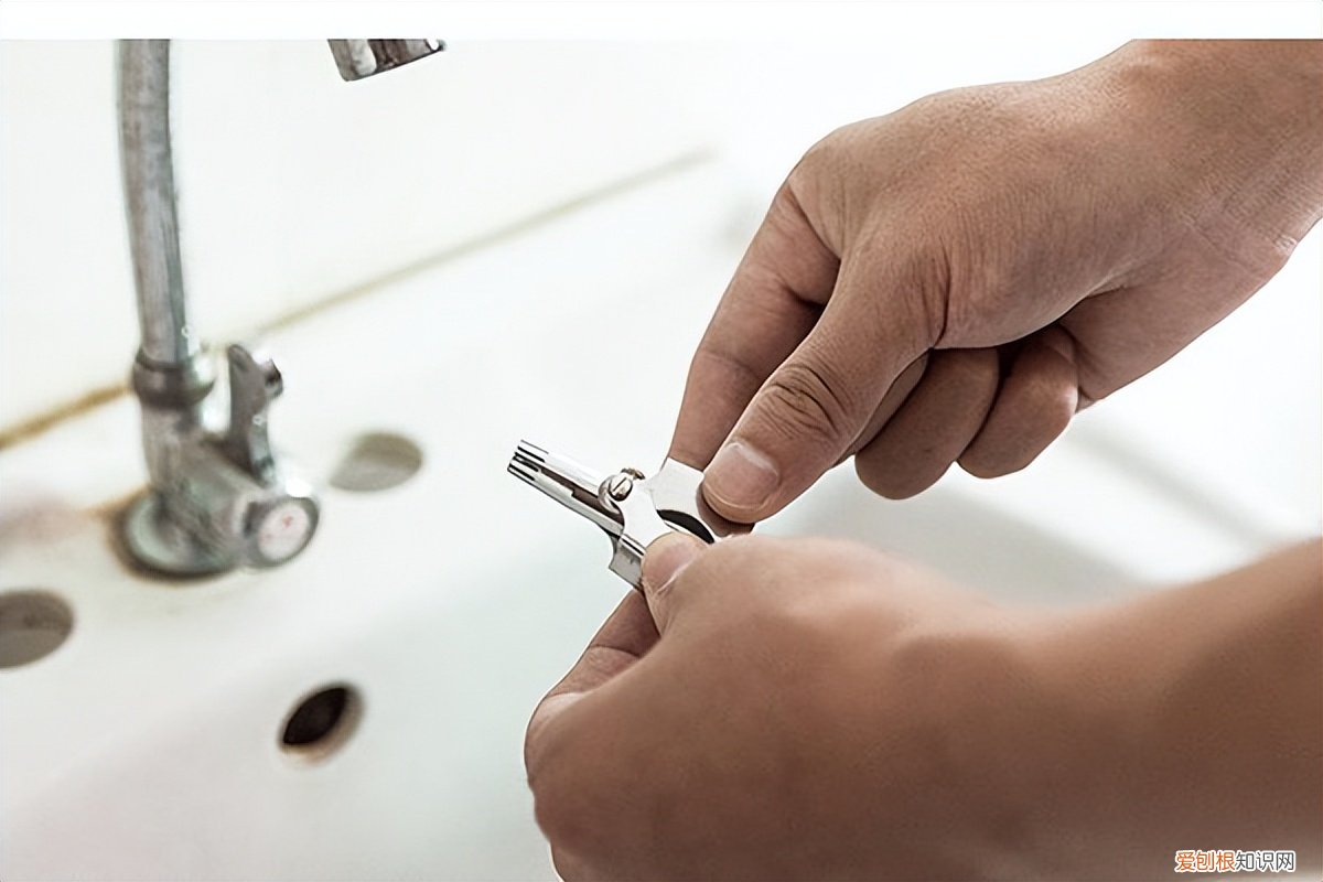 飞利浦鼻毛修剪器怎么样?