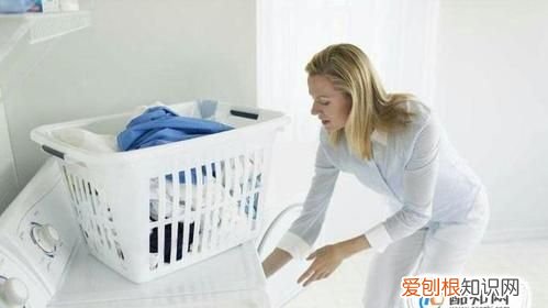 泳衣能用洗衣机洗吗,游泳衣能放在洗衣机里洗