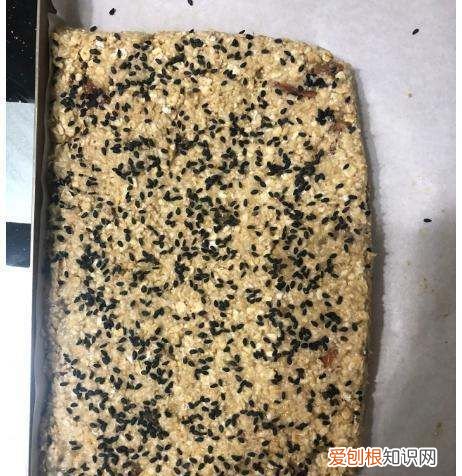 奶香燕麦坚果能量棒的做法,燕麦除了泡着吃还能怎么吃