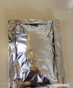 锡纸有正反面吗，电烤箱使用的铝箔纸有正反面