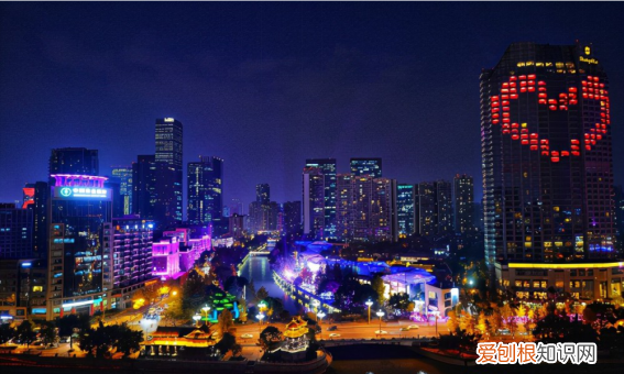 成都本科人才落户政策，成都人才服务码怎么申请