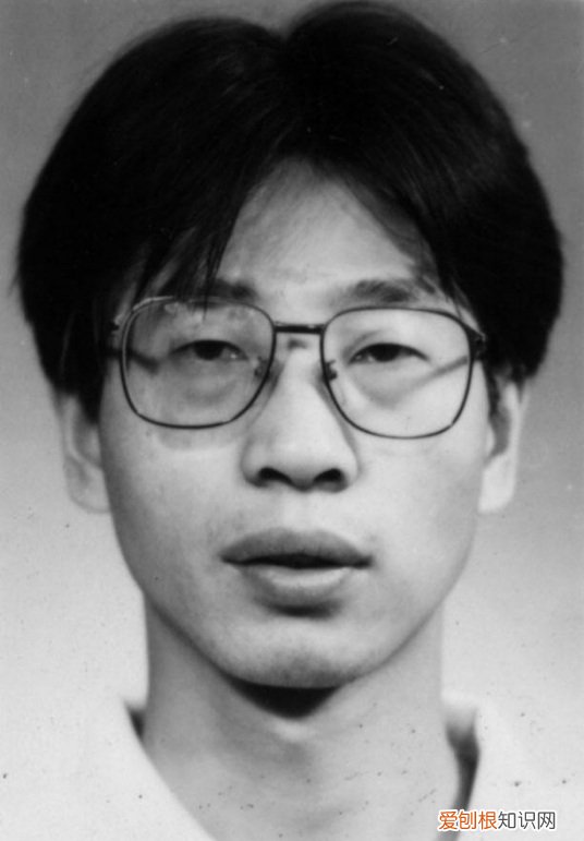 缅怀22年前的今天在北约轰炸中牺牲3民烈士