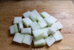 夏天冬瓜怎么保存不会烂，夏天冬瓜不用冰箱如何保存
