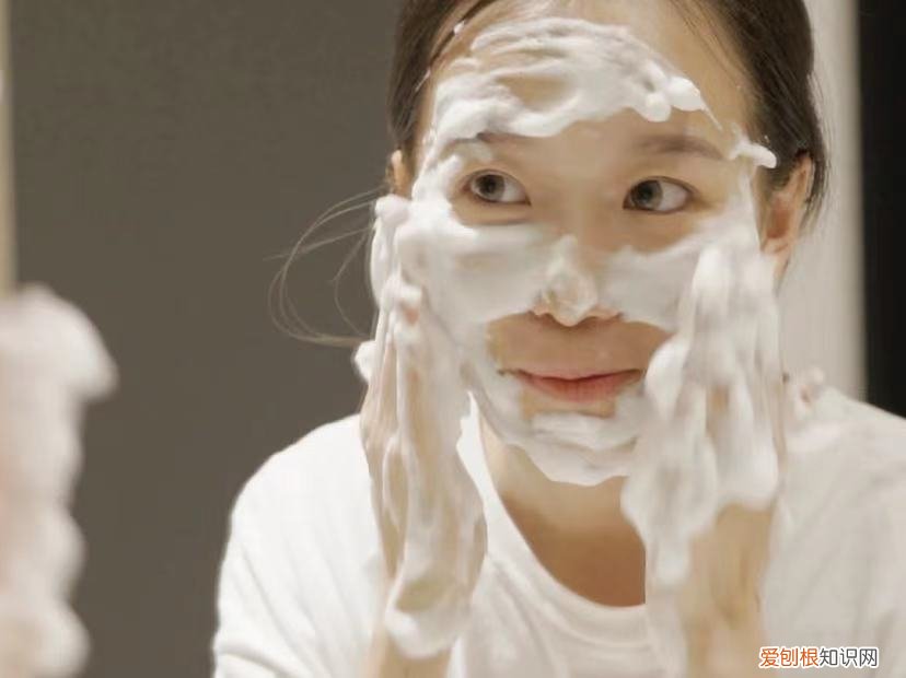 肌研洗面奶怎么样