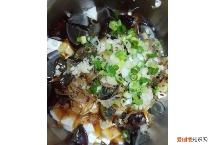皮蛋豆腐凉拌的汁怎么调