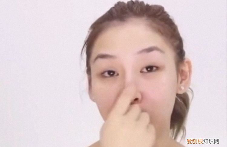 油性皮肤怎么补水