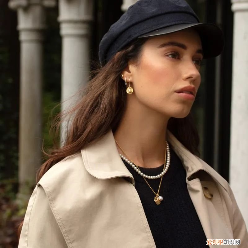 施华洛世奇耳钉是什么材质?(这样的款式才是几年最流行的