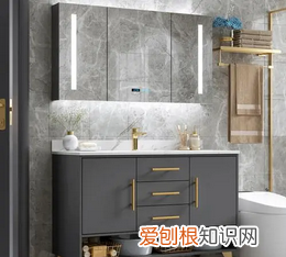 卫生间灯具如何选购，浴室灯具选择什么款式的比较好呢