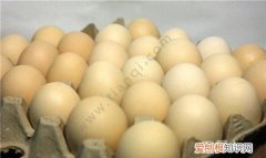 鸡蛋的最佳储存方法夏季，鸡蛋在30°的温度下可以存放多长时间