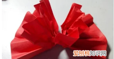 如何制作大红花剪纸，红布做的大红花怎么扎