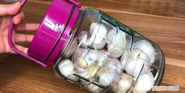 大蒜如何保存不发芽
