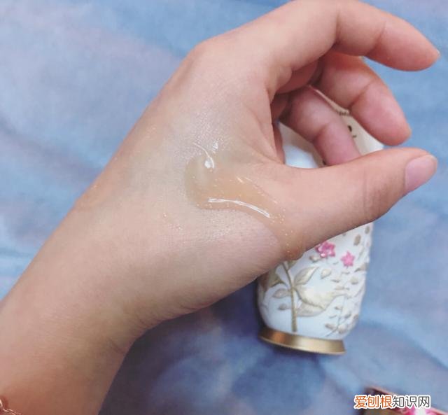 雅诗兰黛特润精华露怎么样