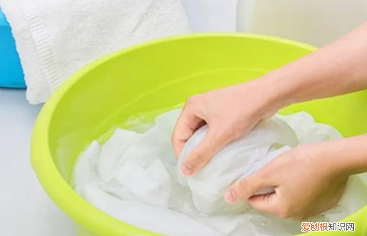 草莓酱的泡沫要去掉