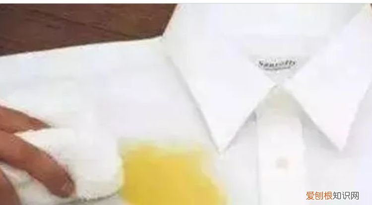 草莓酱的泡沫要去掉