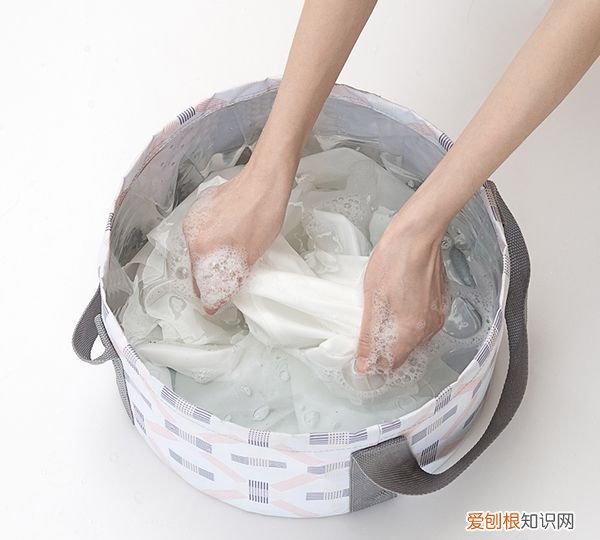 衣服上的红酒如何洗