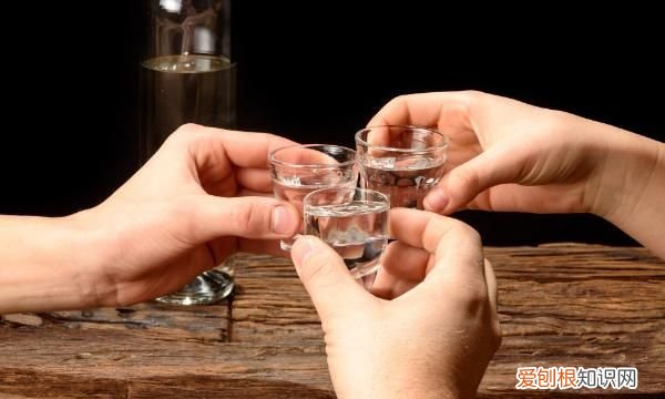 花雕酒可以当料酒用吗,卤肉花雕酒可以用料酒代替