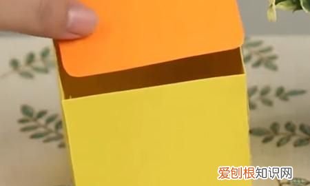 四个分类垃圾桶怎么画