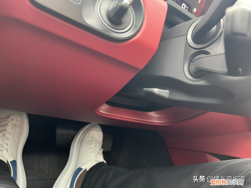 保时捷中国向车主致歉?减配事件再度发酵!网友回应:这个声明毫无价值!