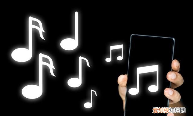 开会时,为什么手机静音了别人打电话还响铃