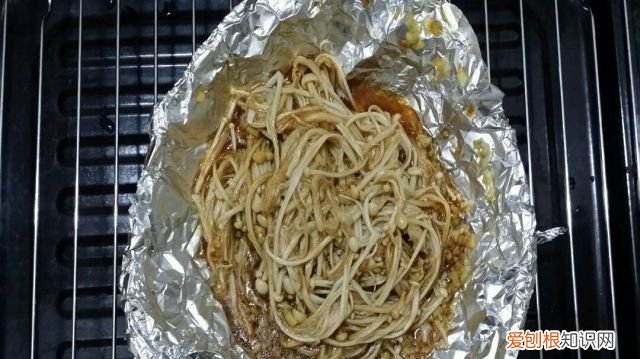 锡箔纸正反面怎么区分