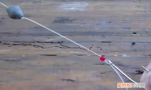 浮标怎么绑到鱼线上