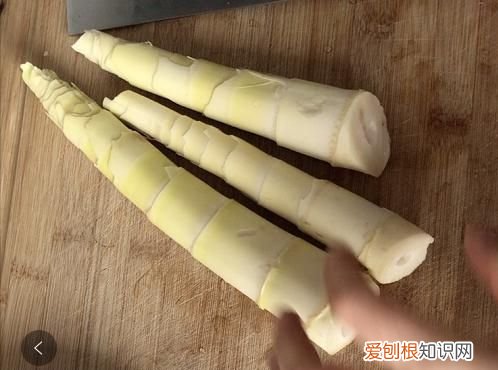 油焖笋要焯水