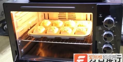 烤箱预热好直接开门吗，用烤箱先要打开热一下