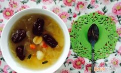银耳莲子汤的做法步骤