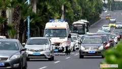 日本不礼让救护车怎么处罚，没避让救护车会受到什么处罚
